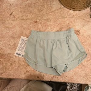 lululemon hotty hot shorts